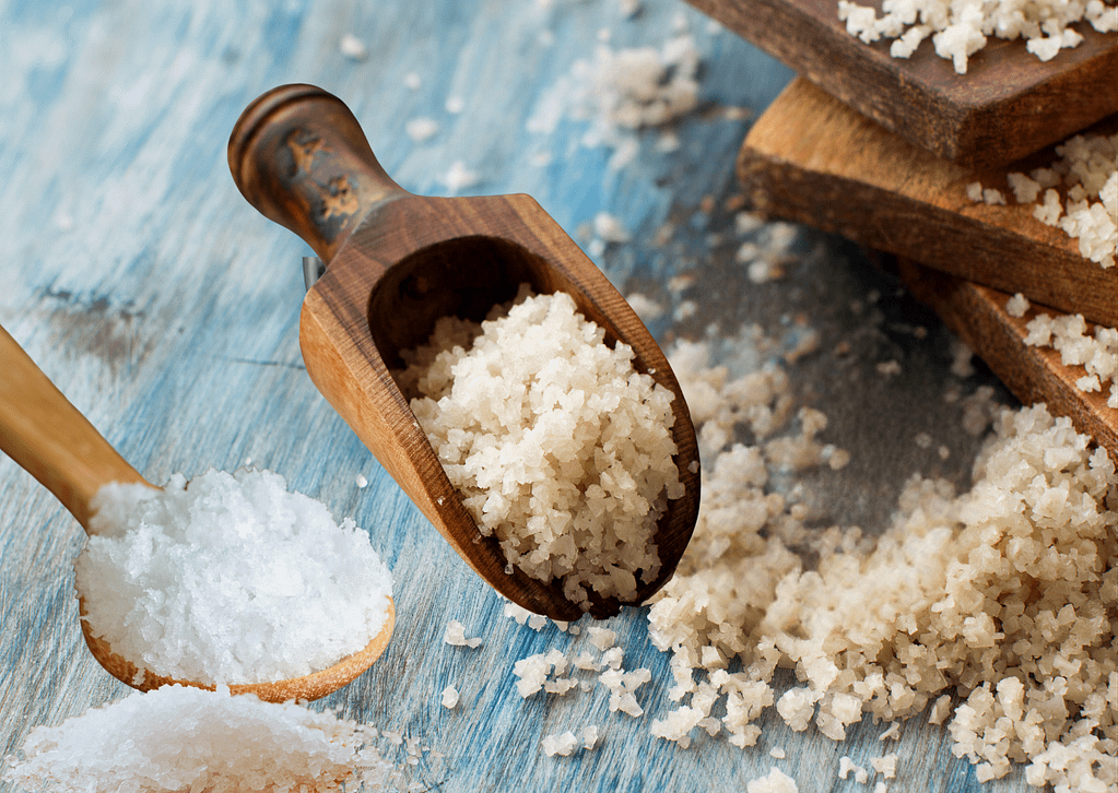 Keltisch zout en gewoon keukenzout