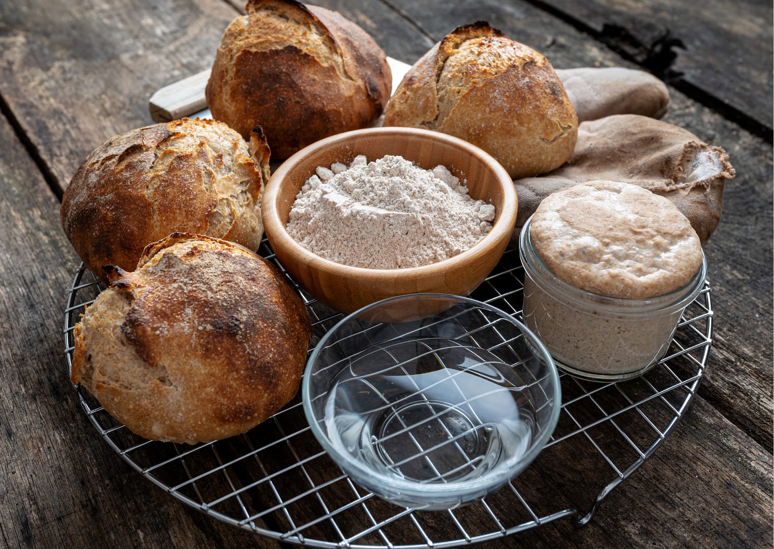 Zuurdesembrood uitgelichte afbeeldingen