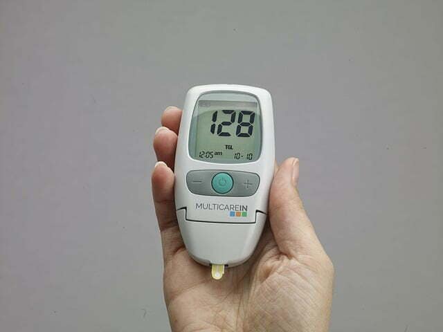 Glucosemeter in hand